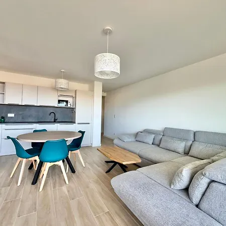 Appartement Bel Avec Vue Mer- 2 Adultes 1 Bebe LʼÎle-Rousse