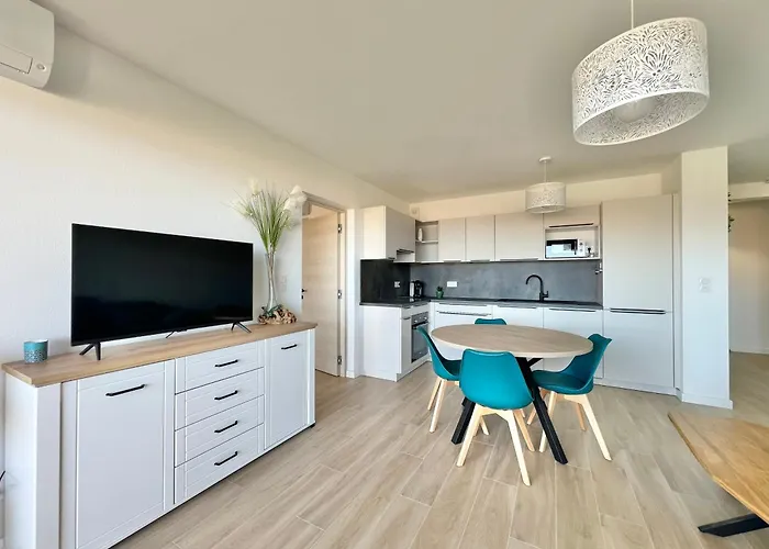 Bel Avec Vue Mer- 2 Adultes 1 Bebe LʼÎle-Rousse