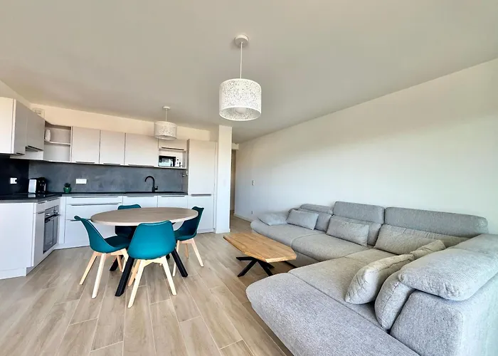 Appartement Bel Avec Vue Mer- 2 Adultes 1 Bebe LʼÎle-Rousse