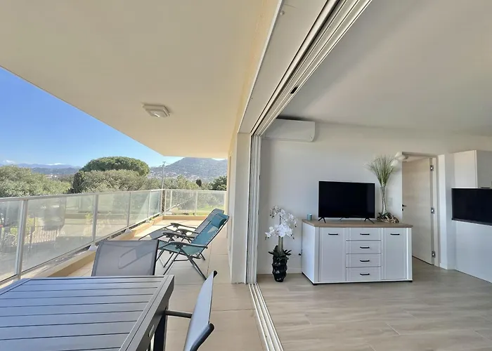 Bel Avec Vue Mer- 2 Adultes 1 Bebe Appartement *