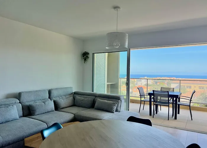 Bel Avec Vue Mer- 2 Adultes 1 Bebe Appartement *